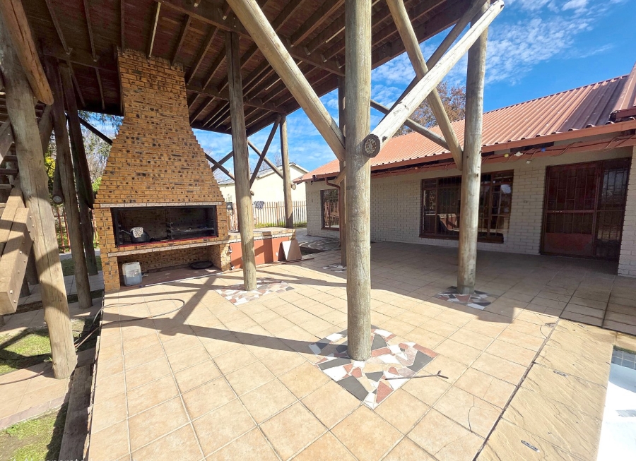 3 Bedroom Property for Sale in Oranjeville Free State